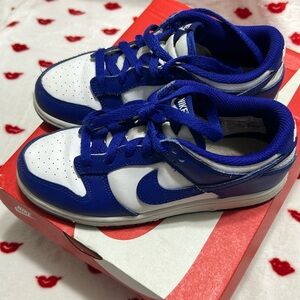Boys Nikes